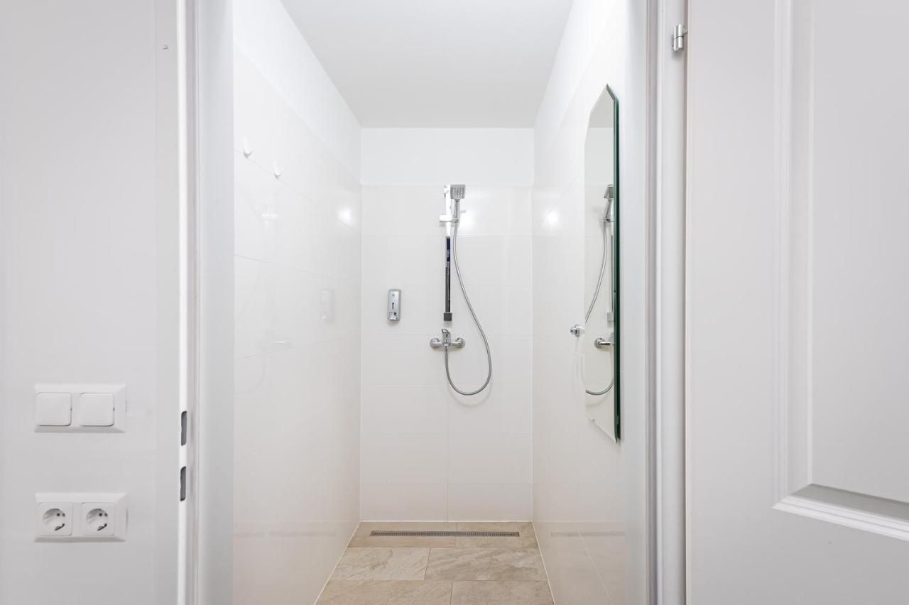 Space Home Apartment - Inner City Vienna Exterior photo